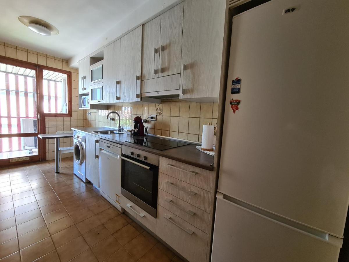 Dos Torres Tauriel - Espacioso Apartamento Con Impresionantes Vistas Y Garaje Privado Saragoça Exterior foto