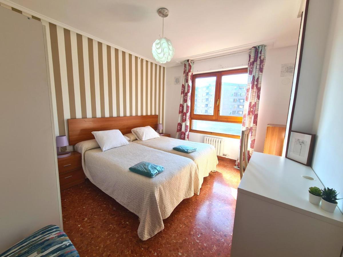 Dos Torres Tauriel - Espacioso Apartamento Con Impresionantes Vistas Y Garaje Privado Saragoça Exterior foto