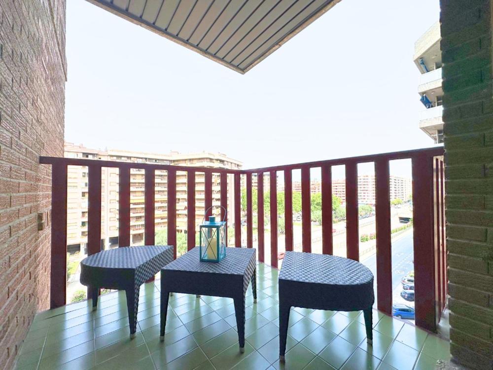 Dos Torres Tauriel - Espacioso Apartamento Con Impresionantes Vistas Y Garaje Privado Saragoça Exterior foto