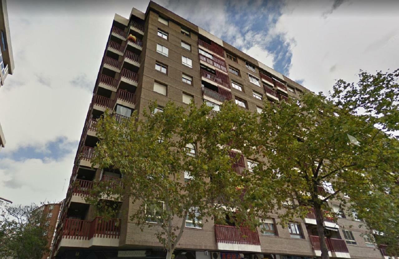 Dos Torres Tauriel - Espacioso Apartamento Con Impresionantes Vistas Y Garaje Privado Saragoça Exterior foto